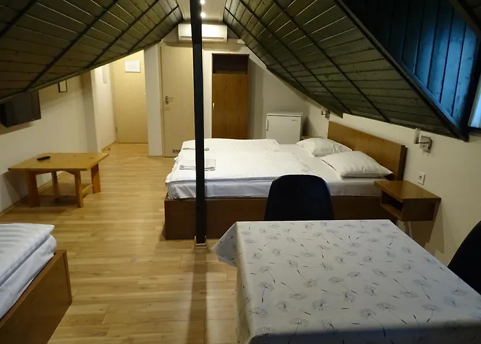 Alabárdos Panzió és Apartmanház