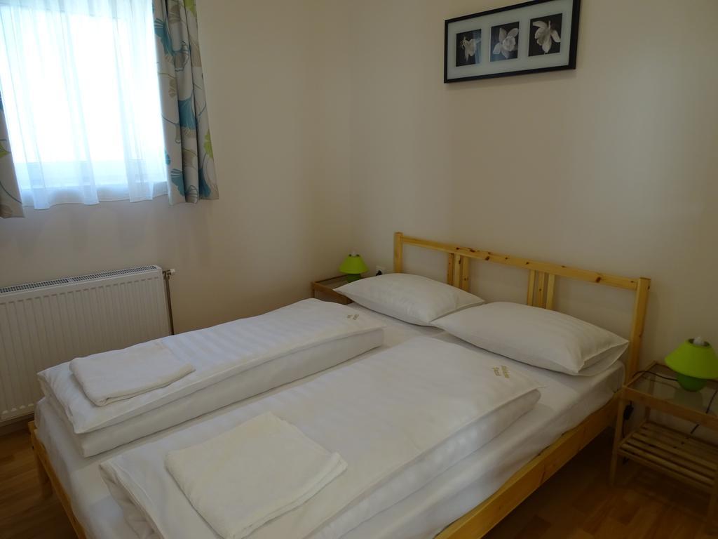 Alabárdos Panzió és Bed & Breakfast Esztergom